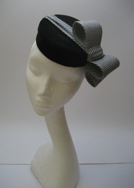 TOP HATS...Lilly Lewis Millinery is offering 10% off for Boo York City shop customers