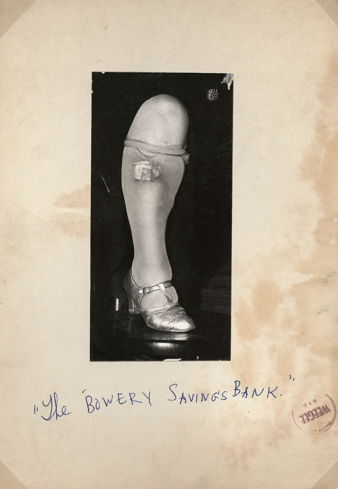 The Bowery Savings Bank, December 4, 1944, © Weegee / ICP